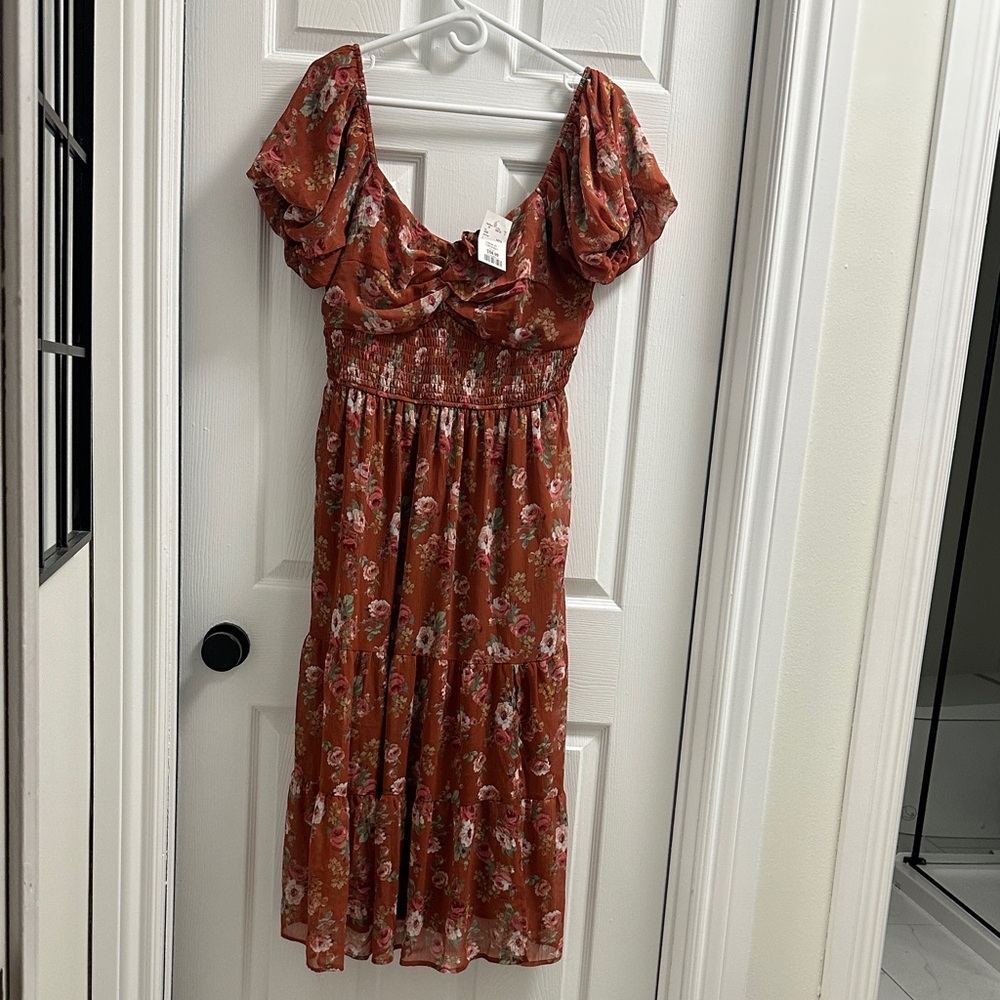 Floral Puff Sleeve Dress in Rust